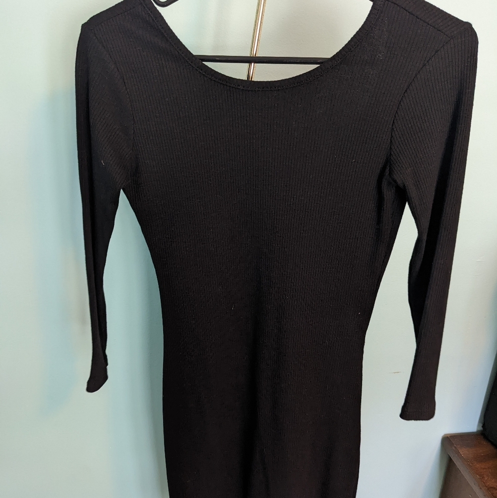 Fitted Black Low-Back Midi Dress with Sleeves